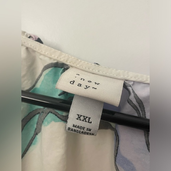 dress- XXL - Picture 2 of 8
